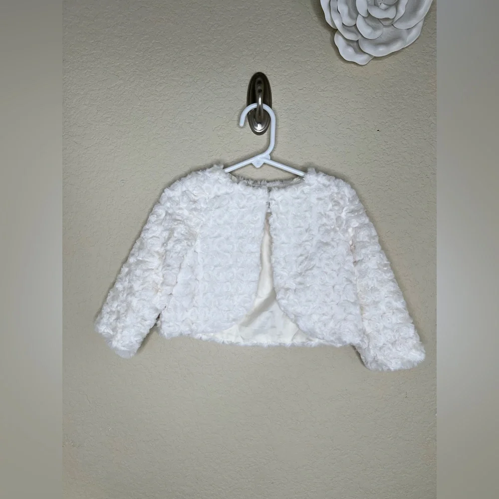 NTM: Gymboree Baby Girl Rosette Faux Fur Bolero Cream Special Occasion 12-24M